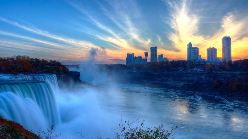 NIAGARA FALLS